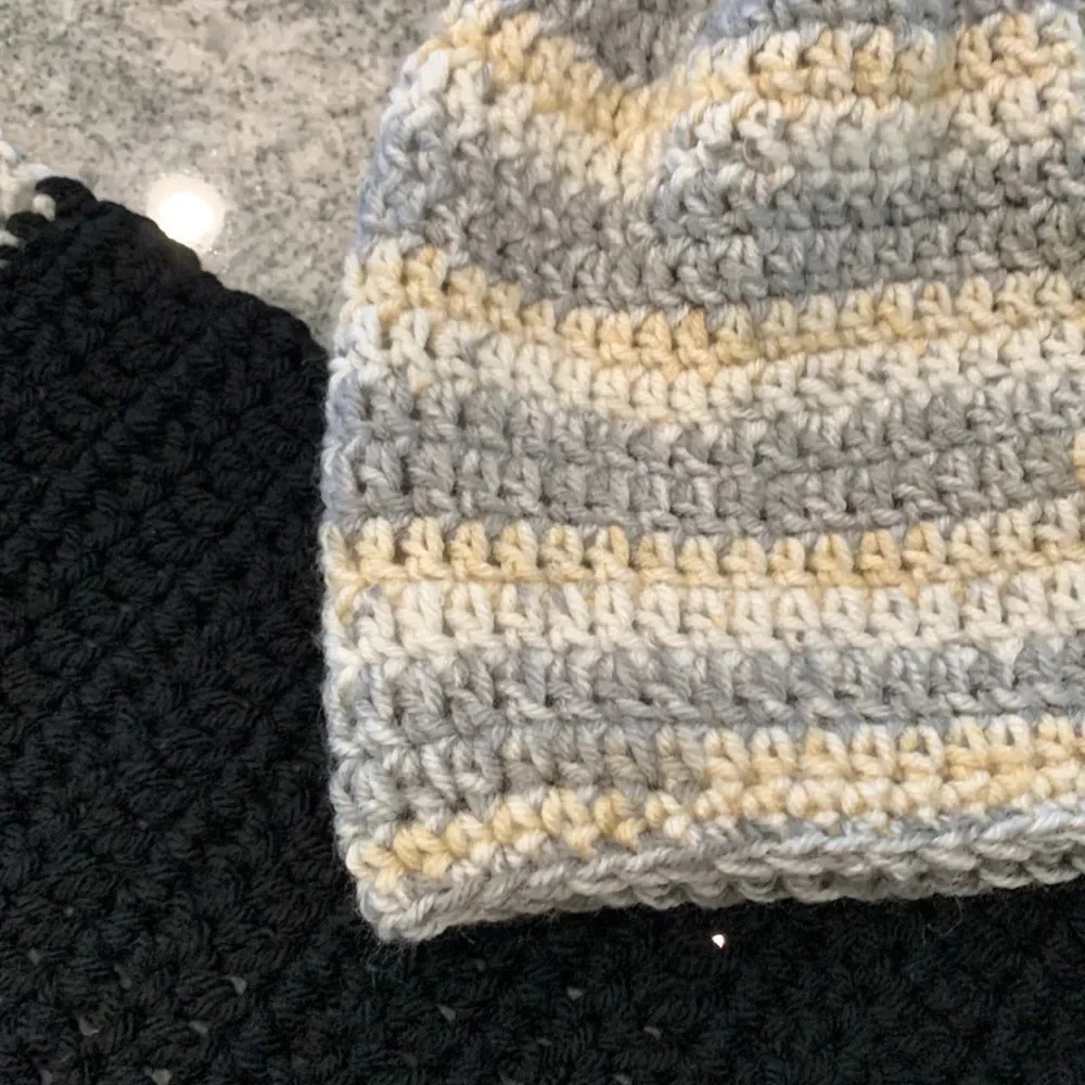 Handmade crochet beanie and scarf set🤩